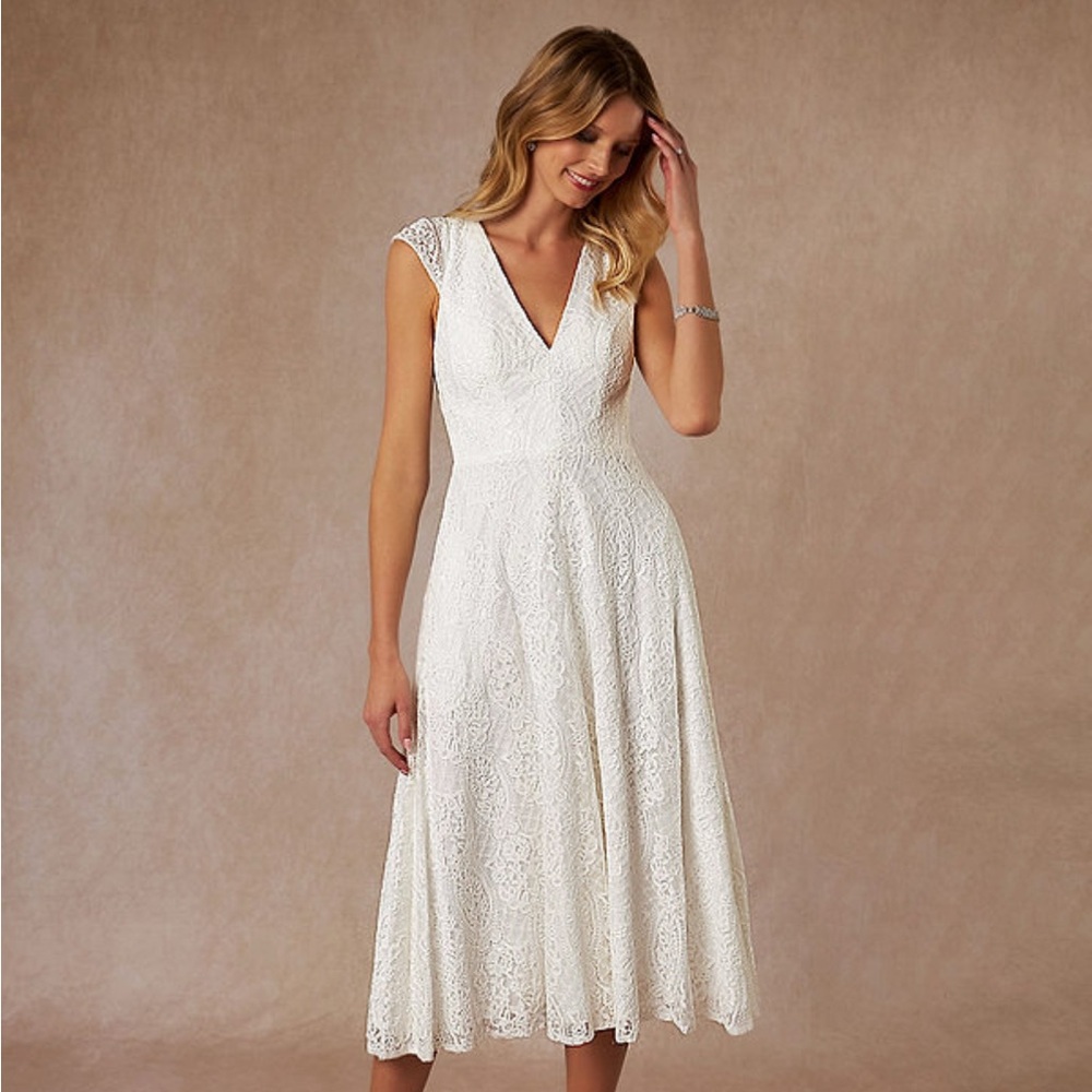 NWT Azazie Lilly White Lace Midi Dress